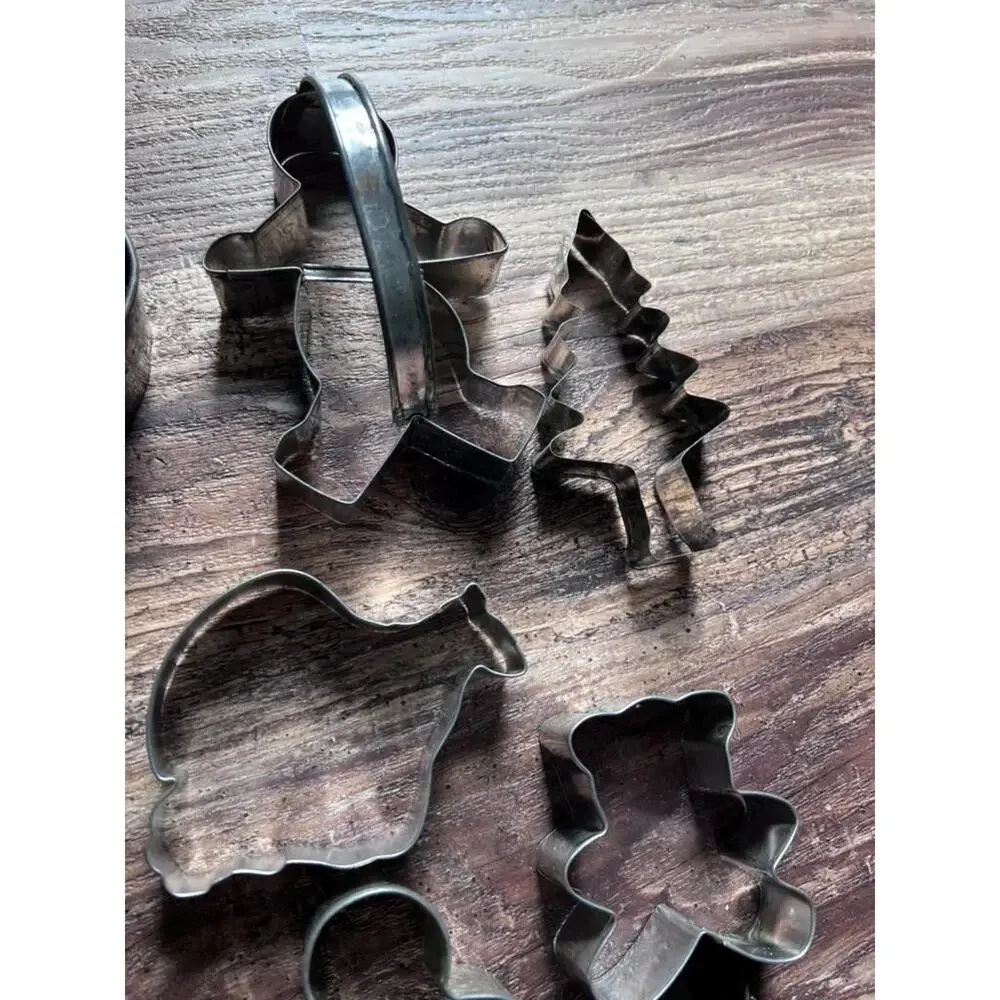 Vintage Metal Cookie Cutters Lot, Christmas Cookie Cutters, Animal Shapes